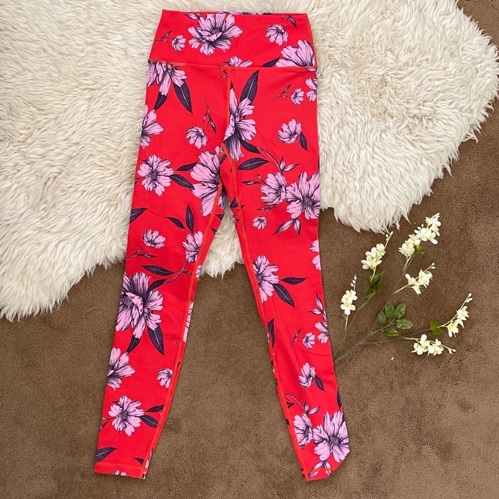 Spiritual Gangster leggings 🌺🌸